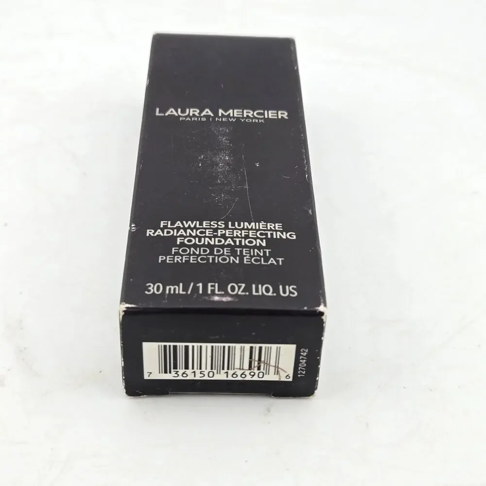 Laura Mercier Flawless Lumiere Radiance Perfecting Foundation 4C1 Praline New